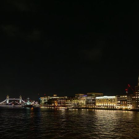 Room In Central London Overview Thames Esterno foto